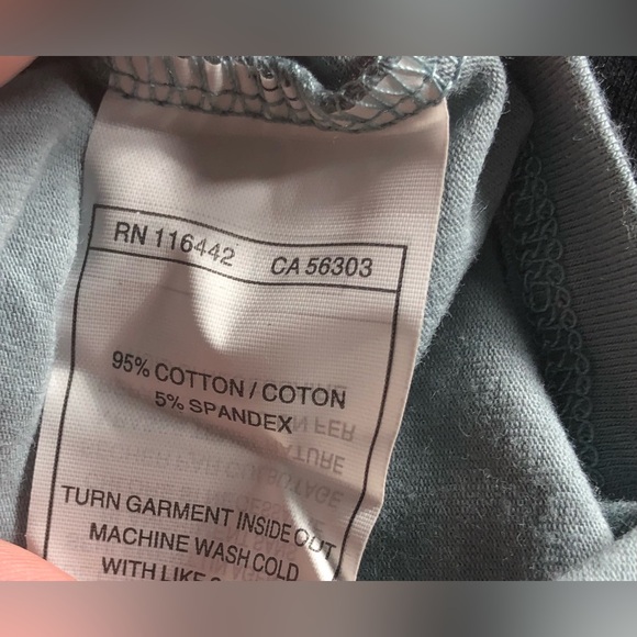 NWOT Zine Havanna Lead Buckle Long Sleeve Crop Tee - Size L - Picture 7 of 7